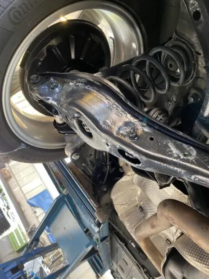 Werkstatt der Garage St. Buser AG. Bild 3