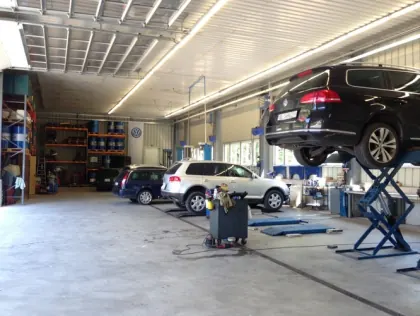 Werkstatt der Garage St. Buser AG. Bild 6